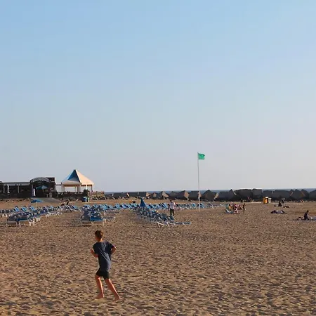 Daire Alby: Oceano Los Cristianos (Tenerife)