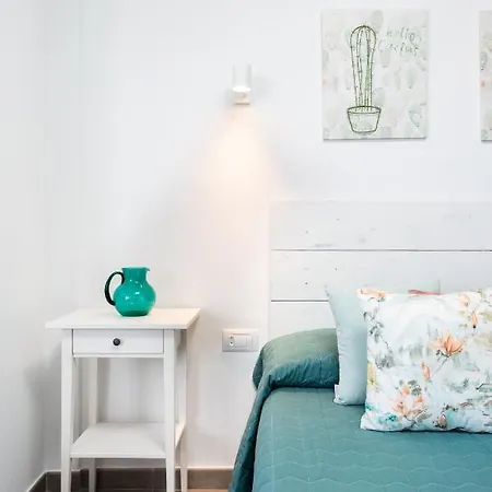 Daire Alby: Oceano Los Cristianos (Tenerife)